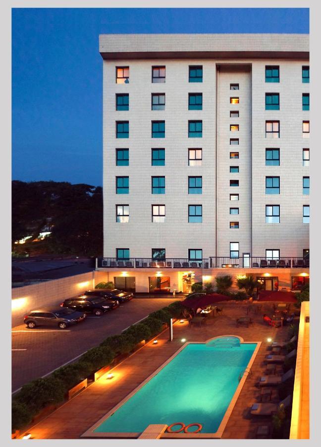 דואלה Star Land Hotel Bonapriso מראה חיצוני תמונה